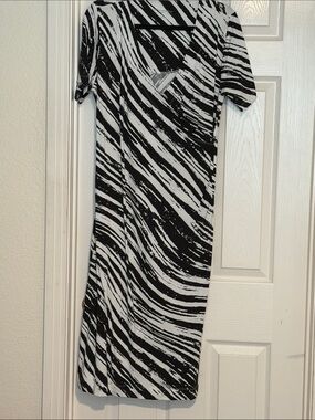 Soft Surroundings Black & White Zebra-Stripe Midi Wrap Dress